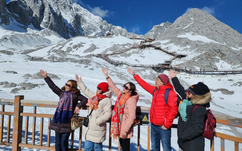 tour côn minh núi tuyết kiệu tử