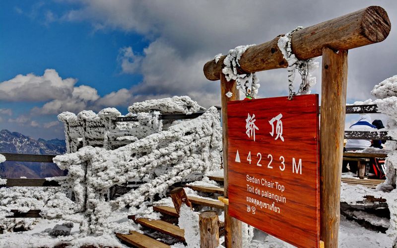 tour côn minh núi tuyết kiệu tử