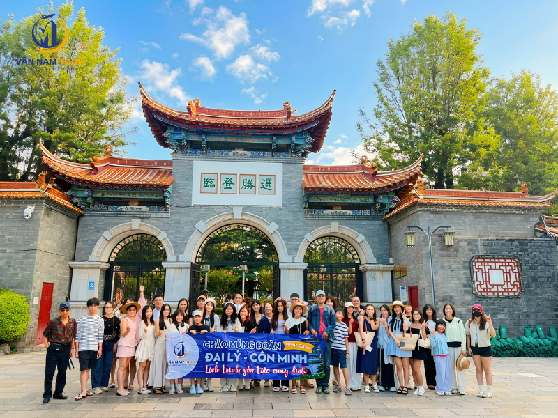 Tour Đại Lý Côn Minh Yến tiệc cung đình